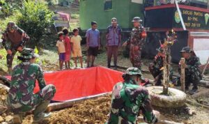 Pemberdayaan Ekonomi di Perbatasan Papua: Pelatihan Budidaya Ikan Lele oleh Satgas Pamtas Statis RI-PNG Yonif 310/KK Pos Unggalom Perbatasan Papua, Pemberdayaan Ekonomi, Budidaya Ikan Lele, Satgas Pamtas Statis, Yonif 310/KK, Pos Unggalom